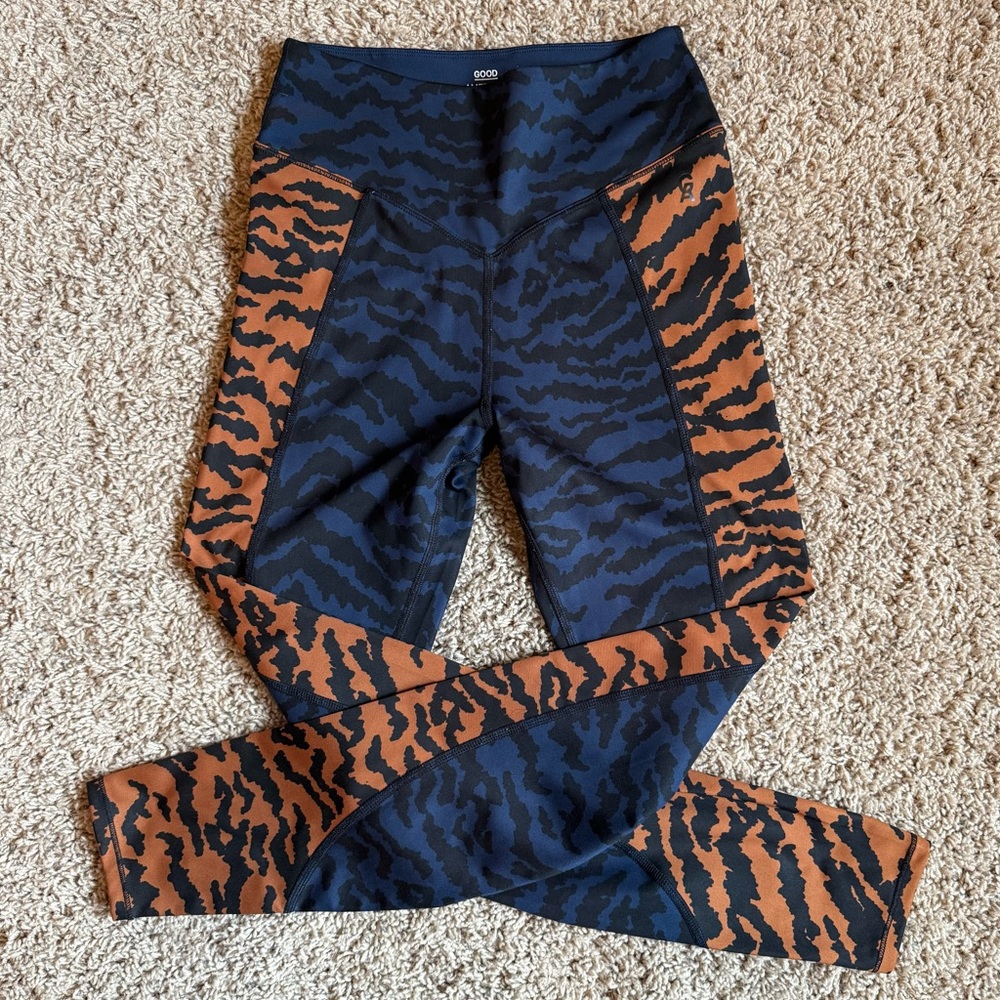 Good American Oasis Two-Tone Animal Print Leggings